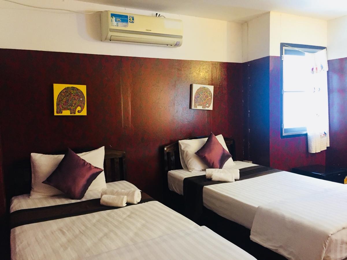 Хостел 999 Triplenine Chiangmai Чиангмай Экстерьер фото